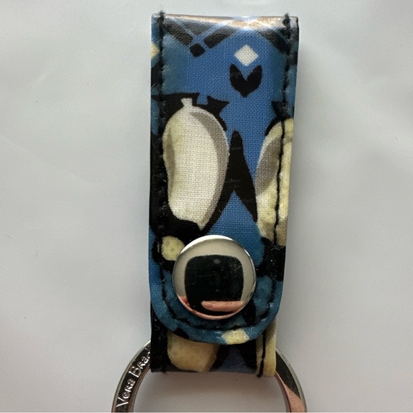 Vera Bradley Loop Keychain Keyring Playful Penguins Blue - Picture 4 of 5